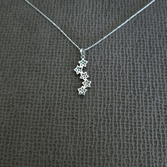 bleu💙 sage Cascading Stars⭐️ Pendant Necklace ☆BONUS PENDANT WITH PURCHASE☆ - Picture 3 of 15